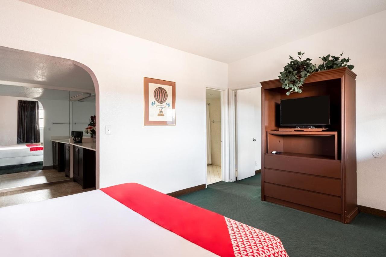 Oyo Hotel Globe / Miami Az - Highway 60 Екстер'єр фото