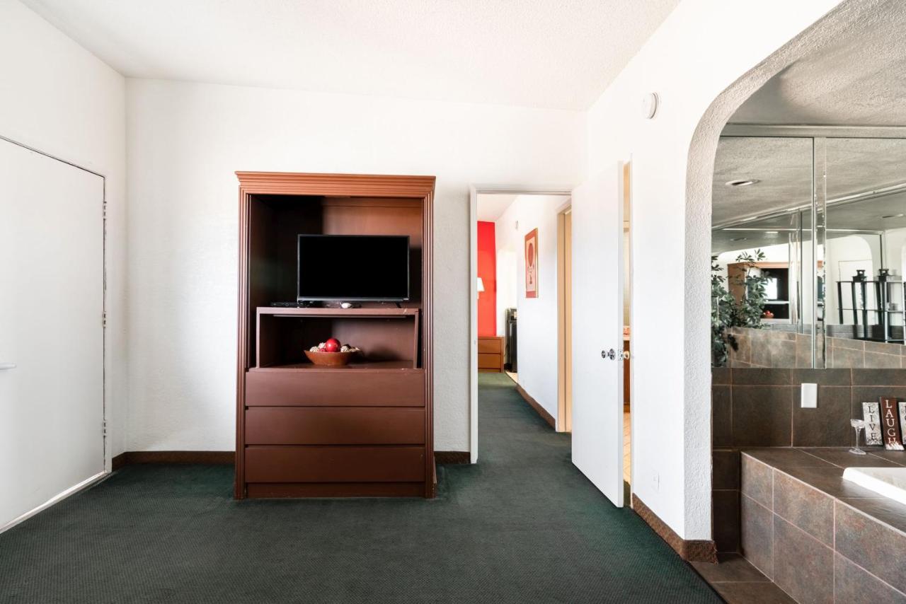 Oyo Hotel Globe / Miami Az - Highway 60 Екстер'єр фото