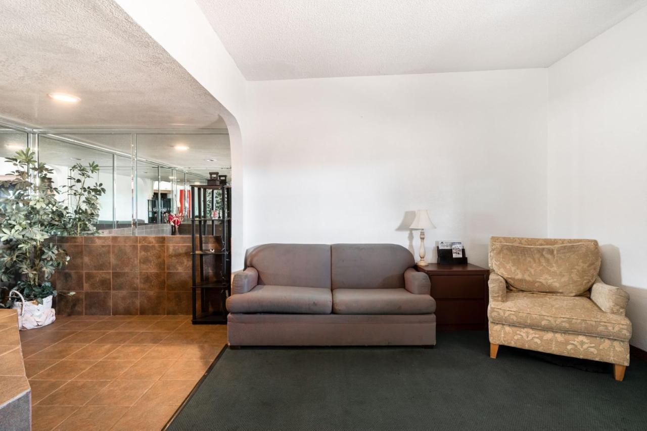 Oyo Hotel Globe / Miami Az - Highway 60 Екстер'єр фото